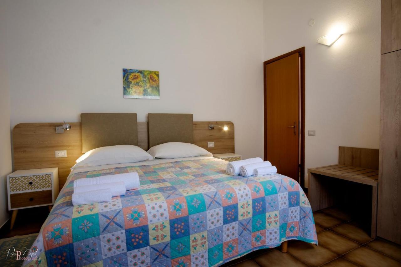 Residence Appartamenti Caffarena Arbatax Luaran gambar