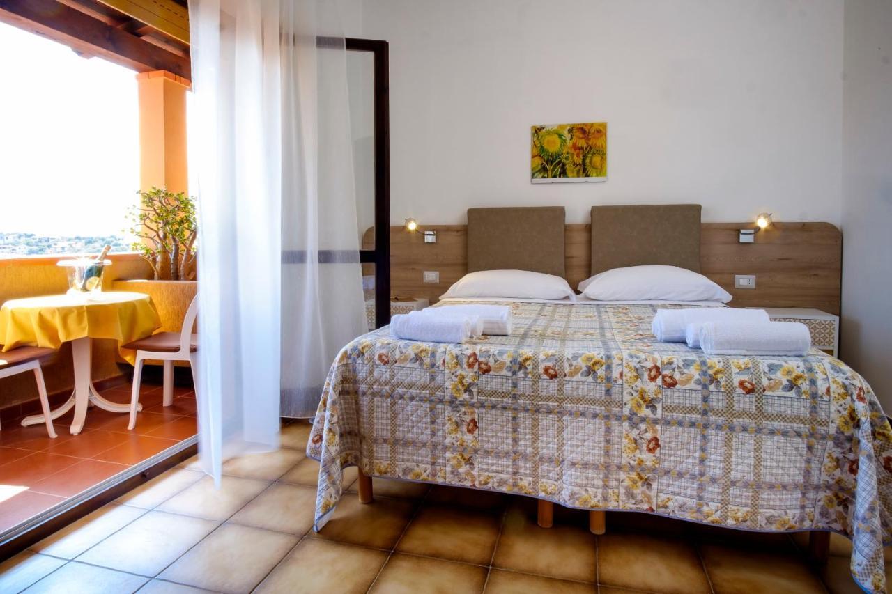 Residence Appartamenti Caffarena Arbatax Luaran gambar