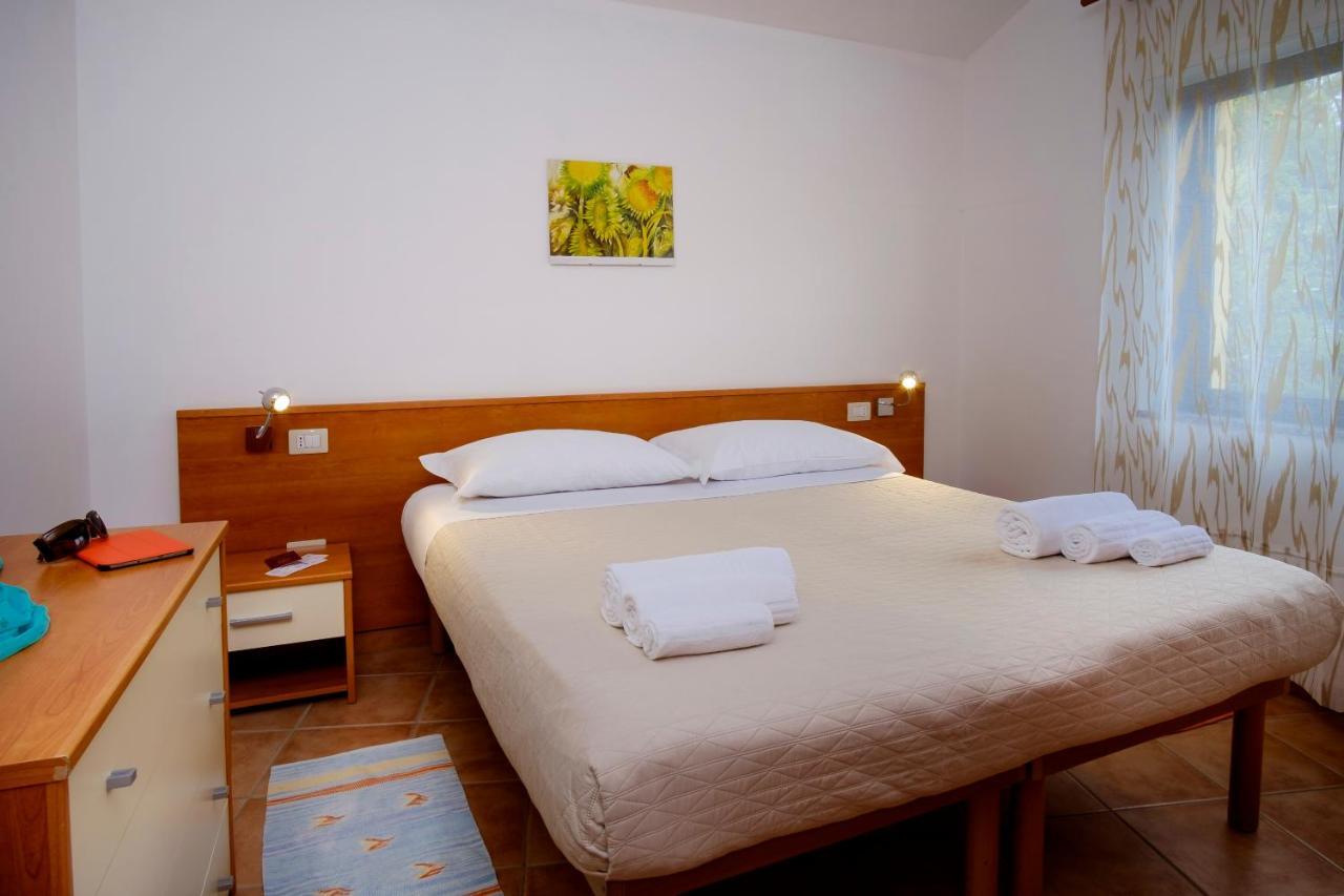 Residence Appartamenti Caffarena Arbatax Luaran gambar