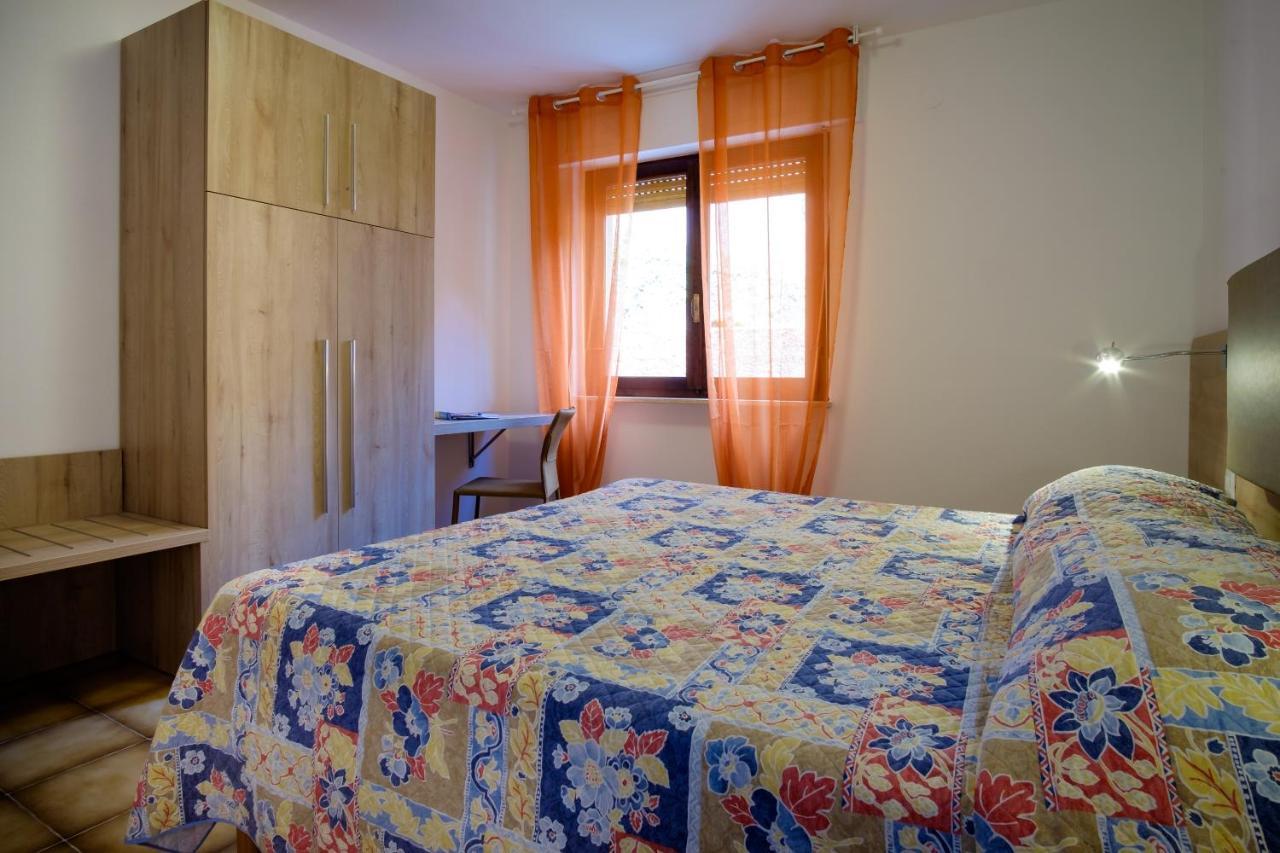 Residence Appartamenti Caffarena Arbatax Luaran gambar