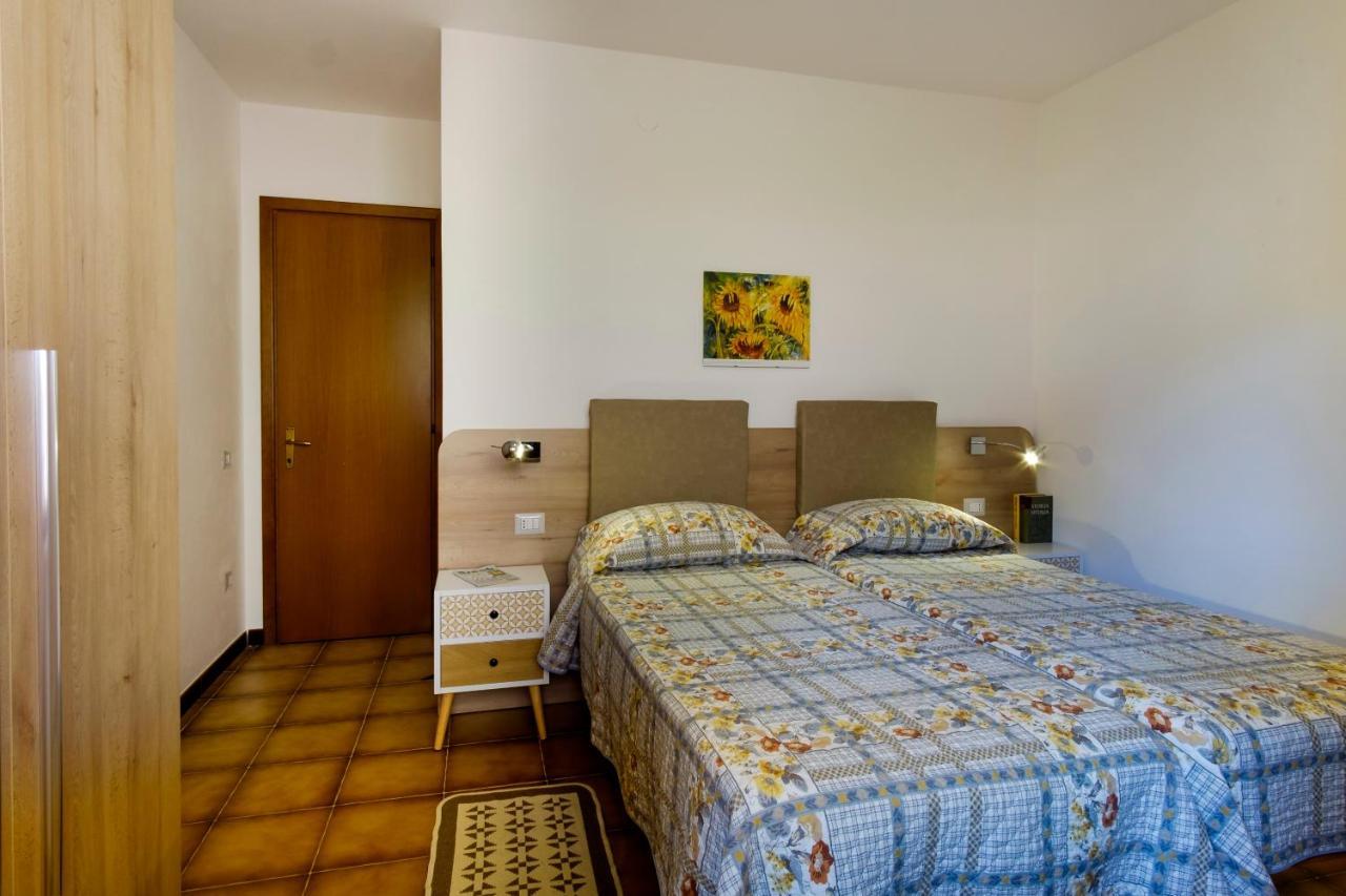 Residence Appartamenti Caffarena Arbatax Luaran gambar