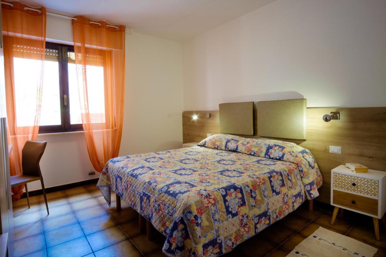 Residence Appartamenti Caffarena Arbatax Luaran gambar