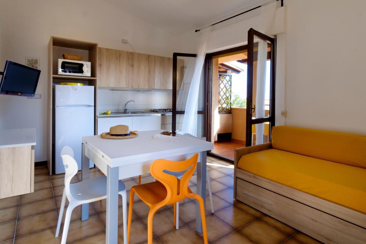 Residence Appartamenti Caffarena Arbatax Luaran gambar